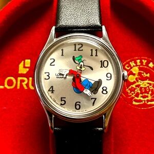 | SOLD | Vintage Disney’s Goofy Watch by Lorus